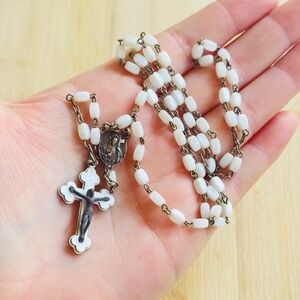 VTG Estate Rosary Italy‎ Roma beaded Milk Art Glass beads Catholic 24"